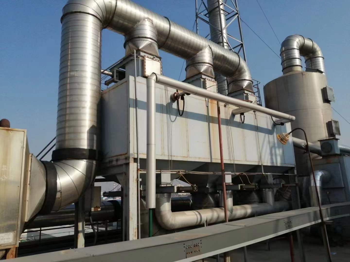 漆房廢氣處理設備有什么優(yōu)點？